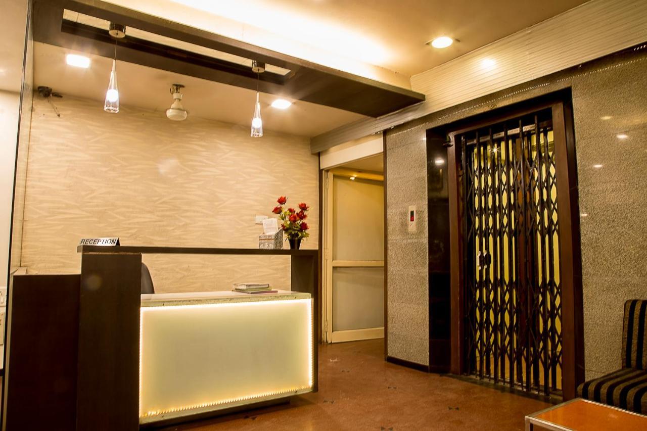 Hotel Shertown Ahmadabad Zewnętrze zdjęcie